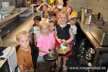 Kleuters palmen voor één dag gesloten restaurant in