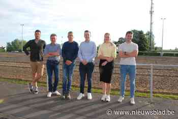 “Hopelijk is alles af tegen het nieuwe seizoen”: aanleg kunstgrasveld gestart met jaar vertraging