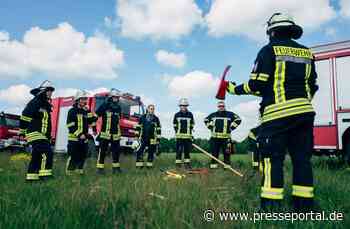 FW Celle: Celler Feuerwehr führt Schulung zur Vegetationsbrandbekämpfung durch