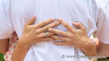 Sex auf Sportplatz im Allgäu - Polizei stoppt liebestolles Pärchen