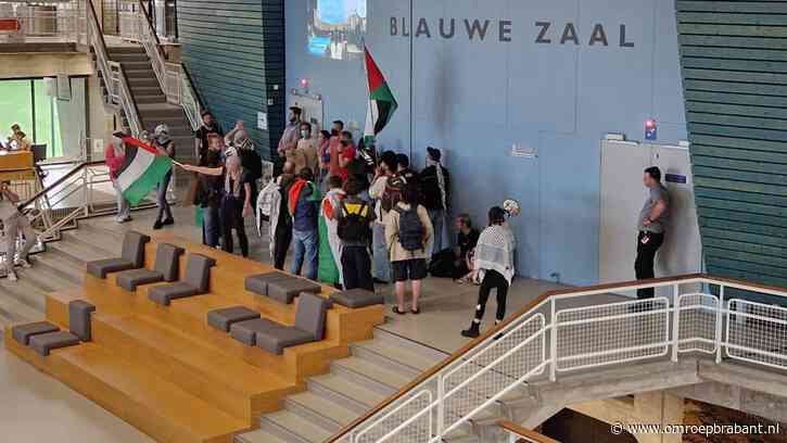 Actievoerders verstoren verkiezingsdebat op universiteit