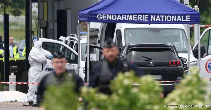 Zwei Tote bei Überfall auf Gefangenentransport