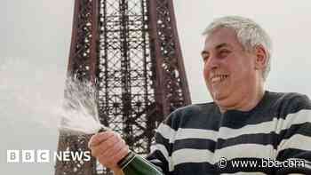 Lottery winner celebrates with Blackpool holiday