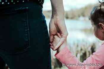 1 op de 3 alleenstaande ouders loopt risico om in armoede te belanden: “Wooncrisis laat zich erg voelen in deze groep”