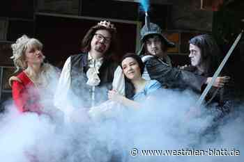 Gruselkunde auf der Freilichtbühne mit dem freundlichen Schlossgespenst