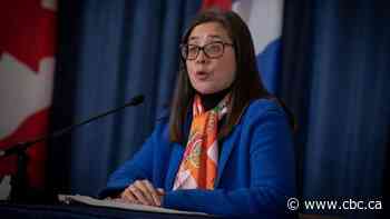 Toronto's top doctor Dr. Eileen de Villa announces resignation