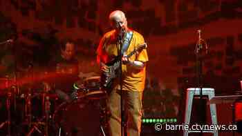 Canadian music artist Bruce Cockburn to be inducted into Mariposa Hall of Fame