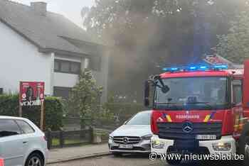Brandweer krijgt kamerbrand snel onder controle