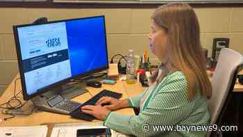 Financial aid form issues leave many Florida students in limbo