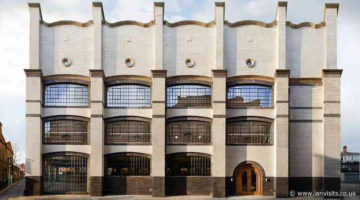 Wallpaper maker to return to former offices nearly a century after moving out