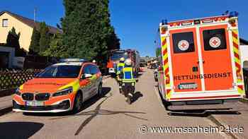 Größerer Rettungseinsatz in Ampfing: Person verstirbt nach medizinischem Notfall