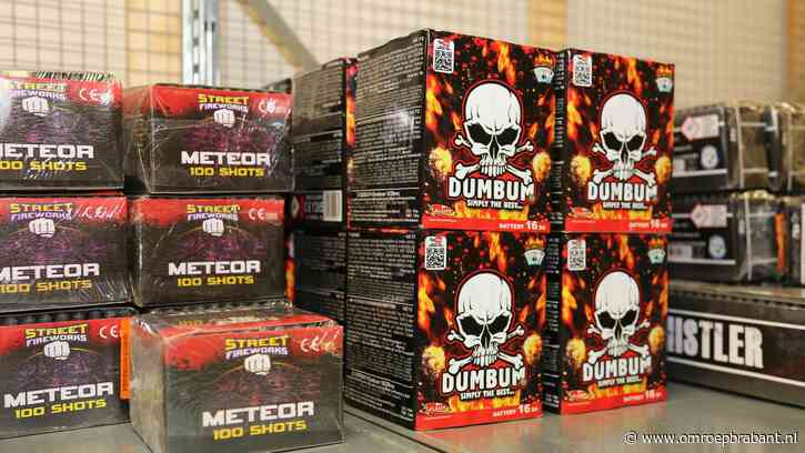 Steeds meer mensen zijn tegen een vuurwerkopslag in woonwijken: 'Onveilig'