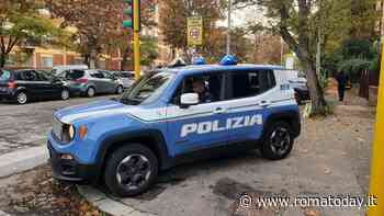 Trascinata per i capelli fuori dall'auto viene minacciata dal nipote che le estorce i soldi
