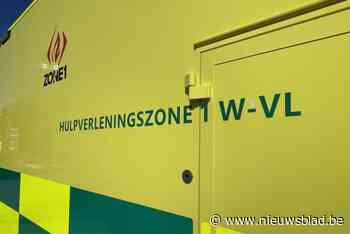 Bromfietser (16) gewond na aanrijding