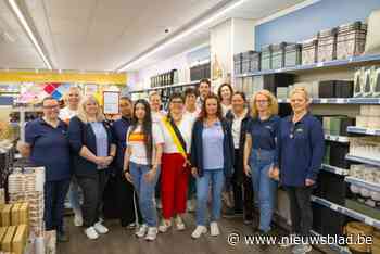 (Her)opening Wibra brengt honderden mensen op de been in Mol: “Discountwinkel hoeft niet kaal en kil te zijn”