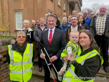 Dudley volunteer litter pickers thanked at celebratory event