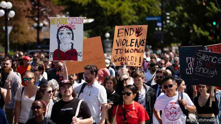 Calgarians join in campaign to end gender-based violence