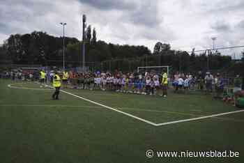 Honderden leerlingen present voor Zottegemse scholenveldloop