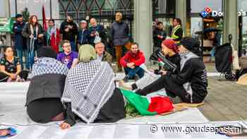 Tientallen mensen bij Nakba-herdenking op het station met spreker Asmae Amaddaou