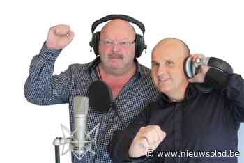 Dennie Damaro lanceert online nieuw muziekprogramma en onderhandelt ook met tv-zenders: “De sfeer van Tien om te Zien’