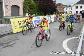 Kinderen rijden eigen GP Oetingen: “We hebben niet gewonnen maar het was wel plezant”