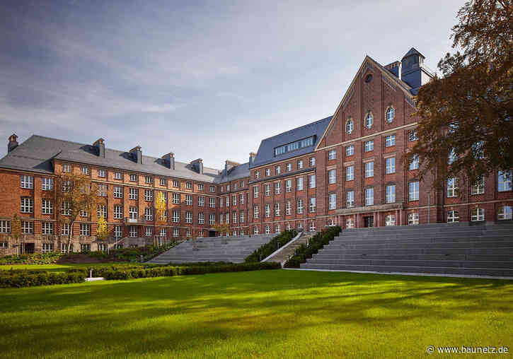 Code Unique gewinnen
 - Deutscher Hochschulbaupreis 2024 für Fritz-Foerster-Bau