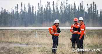 Fort McMurray wildfire that forced evacuations did not grow overnight, rain on the way: officials