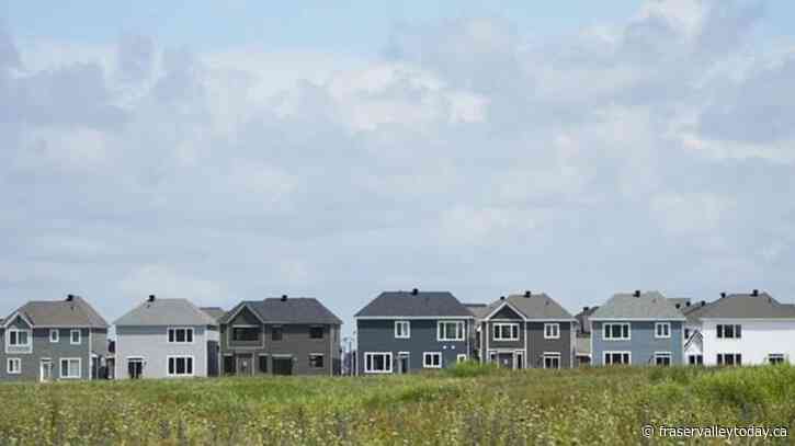 Regulations, ‘fragmented’ construction sector holding back housing starts: CMHC