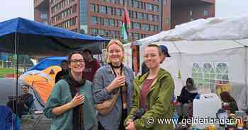 Dit is de ochtend na de eerste nacht actie op de Wageningse universiteit: kunstwerk in het water zorgde voor slaaptekort