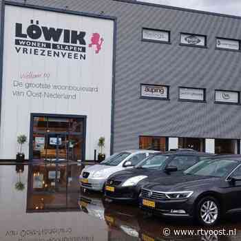 112 Nieuws:  Brand in camper | Wateroverlast na hoosbuien, straten Vriezenveen onder water