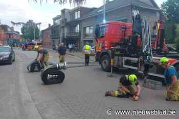 De Motte dreigt over te lopen, brandweer komt water wegpompen