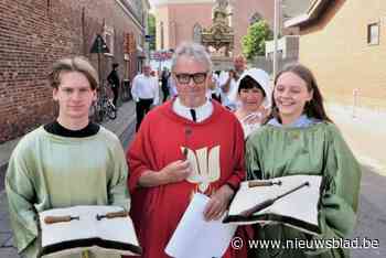 Sint Hubertusprocessie en Halve marathon staan centraal in druk Pinksterweekend