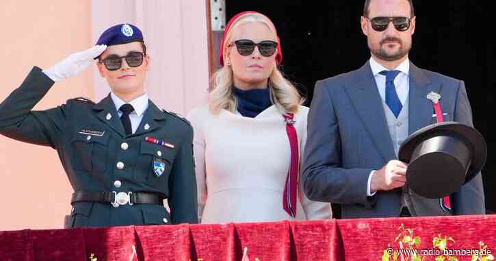 Prinzessin Ingrid Alexandra erstmals offiziell in Uniform