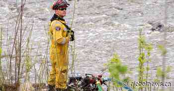 Fort McMurray wildfire behaviour expected to be ‘subdued’ with cooler temperatures, rain