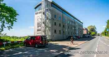 Het COA als melkkoe: hotels kunnen met miljoenen voor opvang vluchtelingen eindelijk renoveren