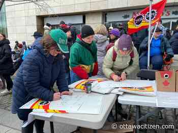 More than 70,000 letters sent to minister, MPs about public service return-to-office policy