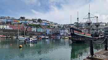 Dutzende Menschen befallen: Parasit im Trinkwasser hält englisches Dorf in Atem