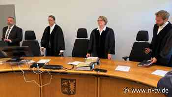 Tödlicher Messerstich gegen Ex: 20-Jähriger gesteht unter Tränen schreckliche Tat