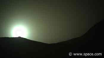 Massive sunspot that brought widespread auroras to Earth now targets Mars