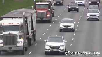 Highway 400 sees steady traffic flow as cottage season begins