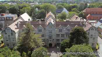 Residents invited to free university lecture