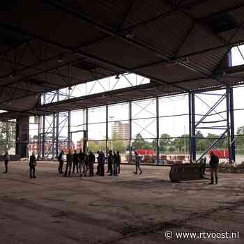 Nog één keer kijken bij de iconische IJsselhallen voordat ze tegen de vlakte gaan