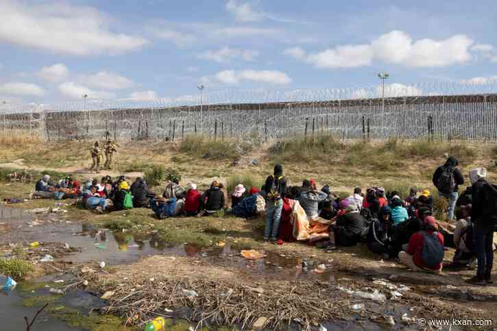 Migration flows unchanged in El Paso in April