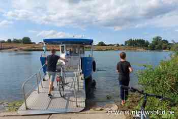 Drie voet- en fietsveerponten uit de Maas gehaald, “wegens onveiligheid voor passanten”