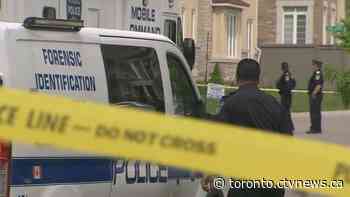 Man fatally shot in car outside house in Brampton
