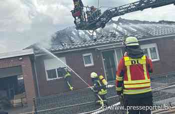FW-ROW: Einfamilienhaus gerät in Brand