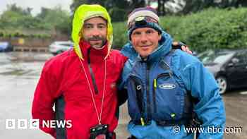 Pair complete Channel paddleboard record attempt