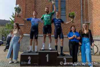 Merksemnaar Dylan Van Impe pakt eerste zege, thuisrijder Jarno Bellens grote smaakmaker: “Ik heb me getoond en genoten”