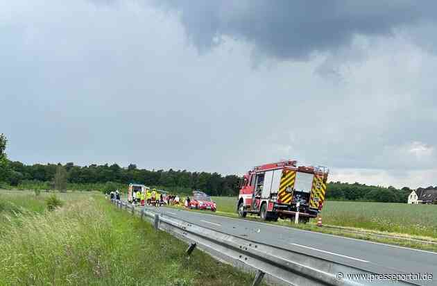 FW Olfen: Schwerer Verkehrsunfall mit zwei Motorrädern fordert ein Todesopfer -Motorrad geht in Flammen auf