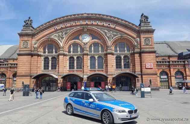 BPOL-HB: Einsatz anlässlich der An- und Abreisen zur Fußballbegegnung in der 1. Bundesliga Werder Bremen gegen VFL Bochum. Dabei erstmals gemeinsamer Einsatzabschnitt von Polizei und Bundespolizei in Bremen.